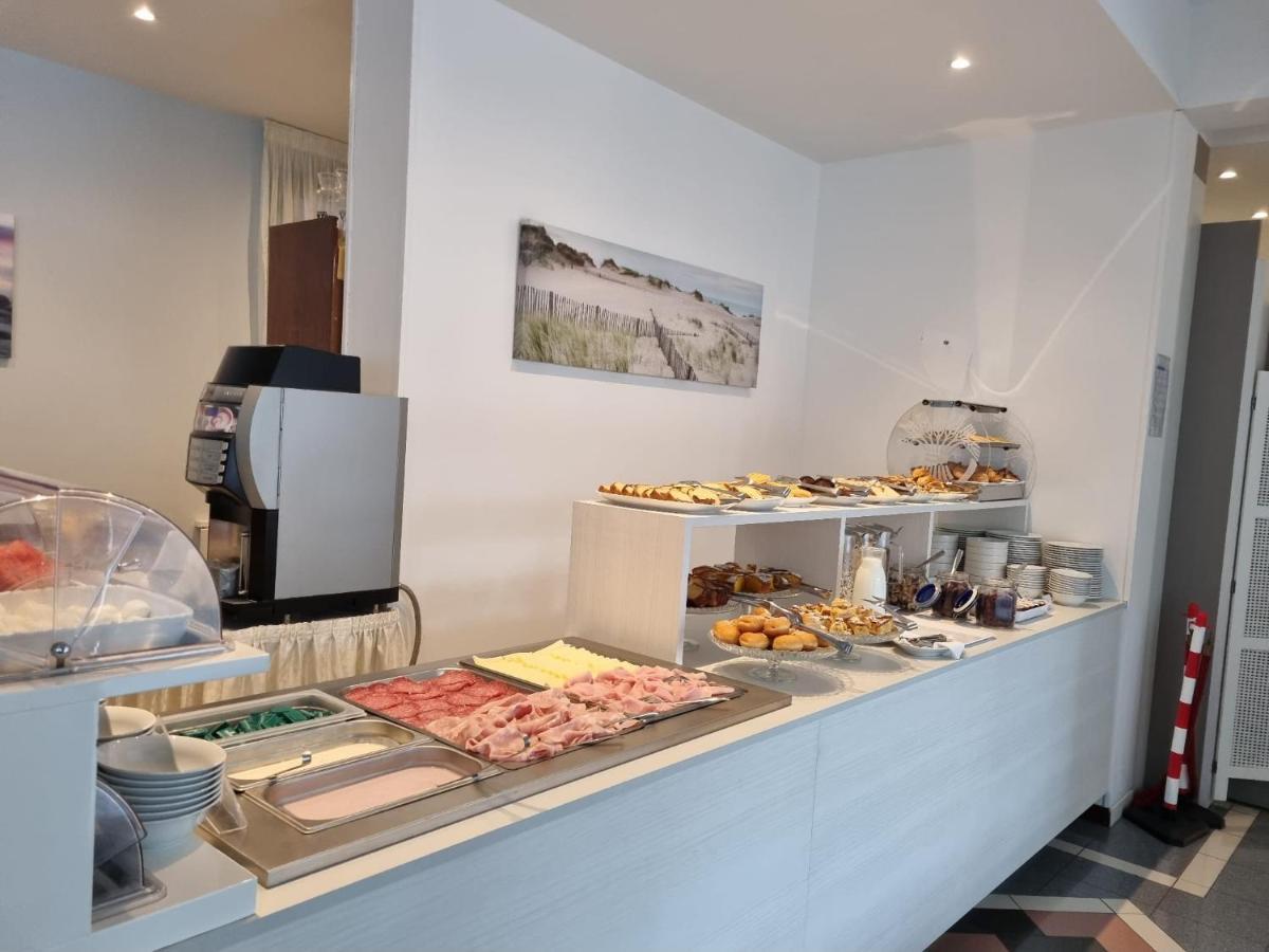 Hotel Serenella Lido di Jesolo Buitenkant foto
